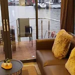 Botel La Mare