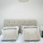 Wow, Foereningsgatan 9 Lejlighedshotel