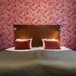Profilhotels Opera 4*