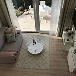 Eget Hus I Oergryte. Goeteborgs Baesta Laege!