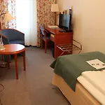 Lorensberg Hotell 3*