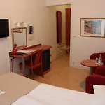 Lorensberg 3*