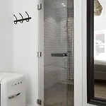 Wow, Foereningsgatan 9 Lejlighedshotel 3*