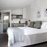 Lejlighedshotel Wow, Foereningsgatan 9