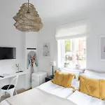 Wow, Foereningsgatan 9 Lejlighedshotel Göteborg