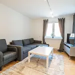 Chic 1br With Balcony In - Prime Location
