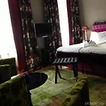 Dorsia & Restaurant Szálloda