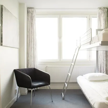 Хостел Slottsskogens *