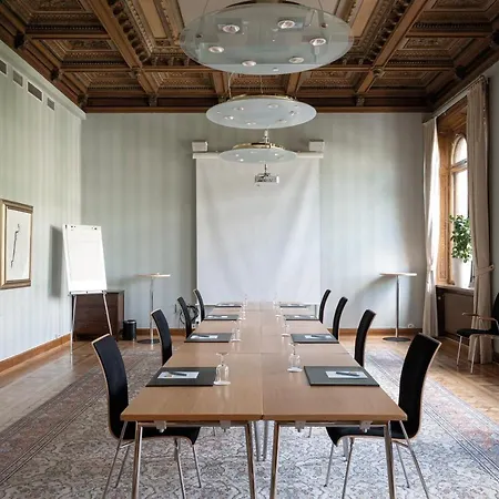Hotel Elite Plaza 4*