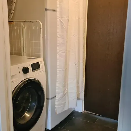 Apartment Laegenhet Naera Centrum