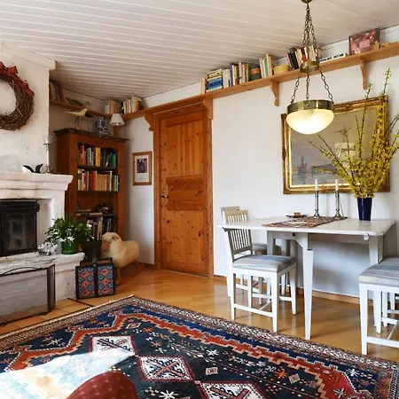 Hébergement de vacances Nice And Comfortable At The Historic Naset In The Archipelago *