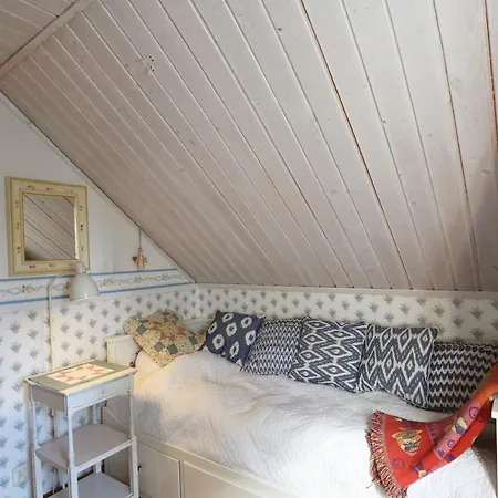 Hébergement de vacances Nice And Comfortable At The Historic Naset In The Archipelago *