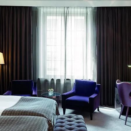 Hotel Elite Plaza 4*