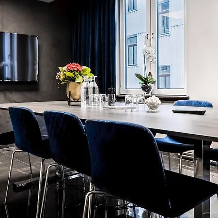 Riverton Hotell 4*
