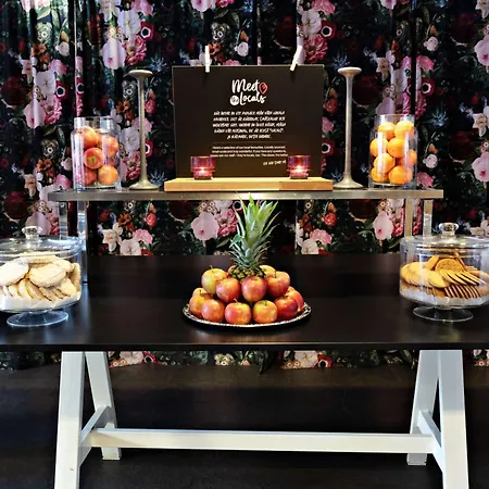 Hotel Sure By Western Arena 3*