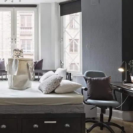 Ow, By A&J - Animals Welcome - Family From 3 Years And Friends From 23 Years - Between Liseberg And The Avenue - Welcome To Us! Bed & Breakfast Gothenburg