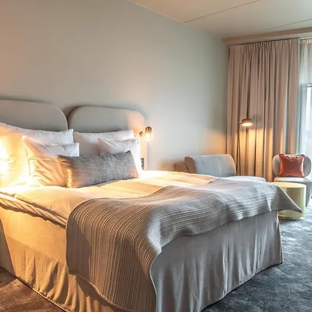 Hotel Clarion The Pier 4*