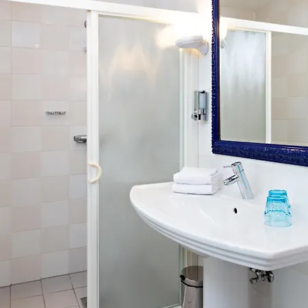 Center - Sure By Western 3* Гётеборг