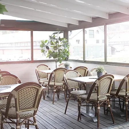Kvibergs Vandrarhem - Hostel * Gothenburg