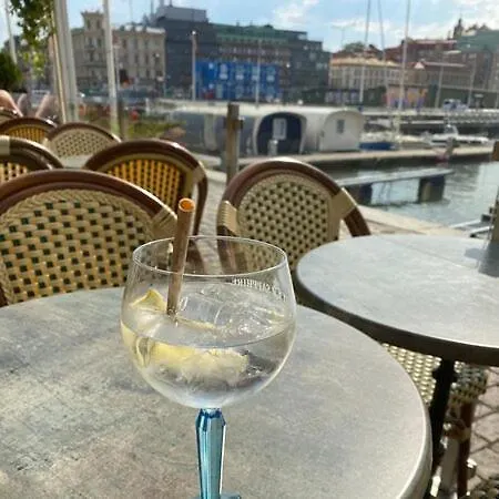 보트호텔 Downtown Sailboat - Vega 2 예테보리