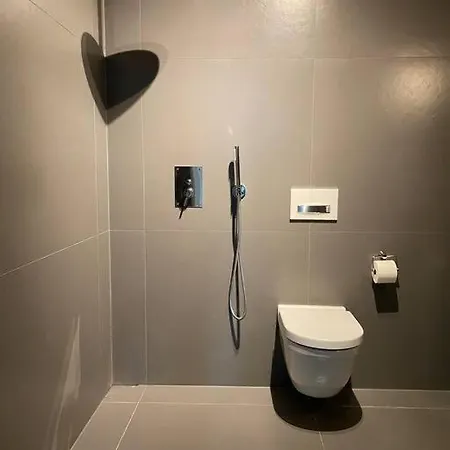 公寓 Style Meets Location In *