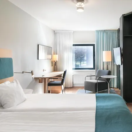 Hotel Quality 11 & Eriksbergshallen Gothenburg