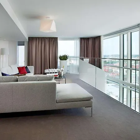 Отель Upper House- Worldhotel