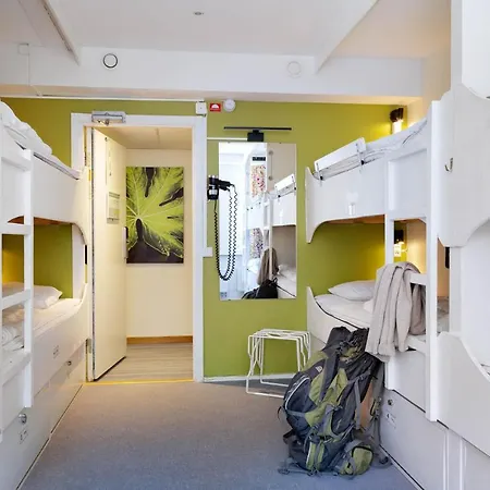 Slottsskogens Hostel
