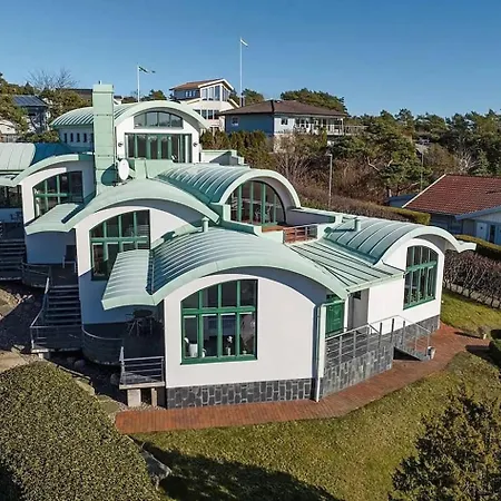 Hotel Magnific Next To The Sea