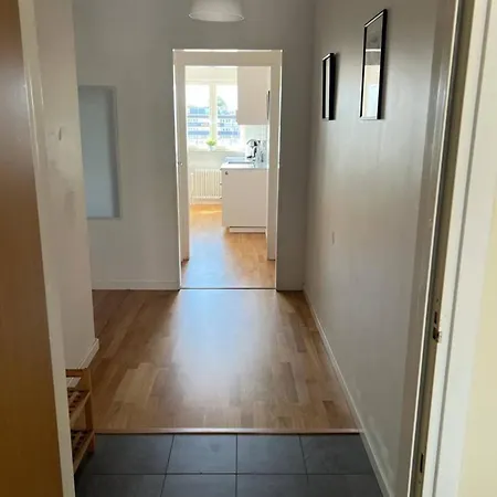 Apartment Comfortable In Cozy Location *