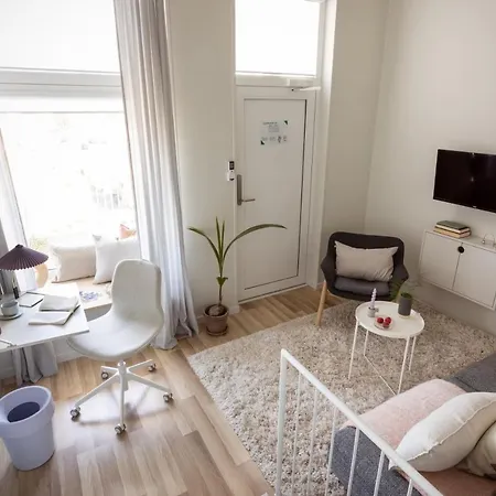 Apartment Explore From Scandinavian Apt. *