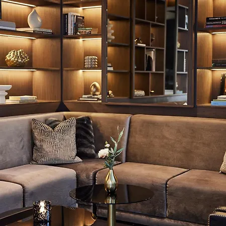 Riverton Hotell 4*