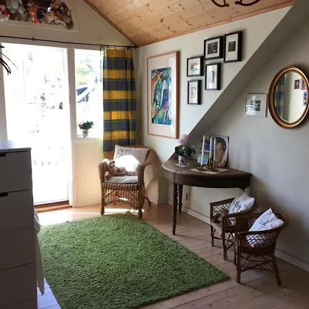 Bo Naera Och City. Göteborg