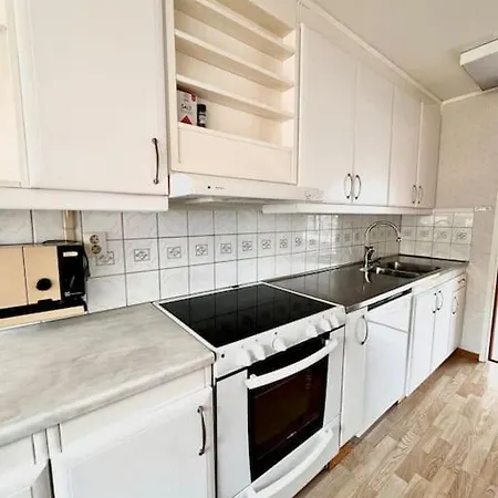 Familjevaenligt Stort Hus Вилла