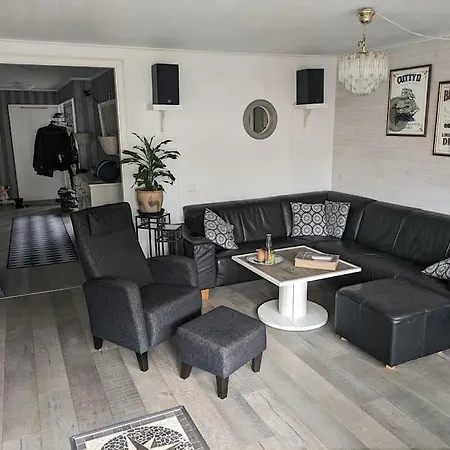 Βίλα Semesterboende Noedinge-goeteborg *