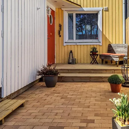 2 Bedroom Beautiful In