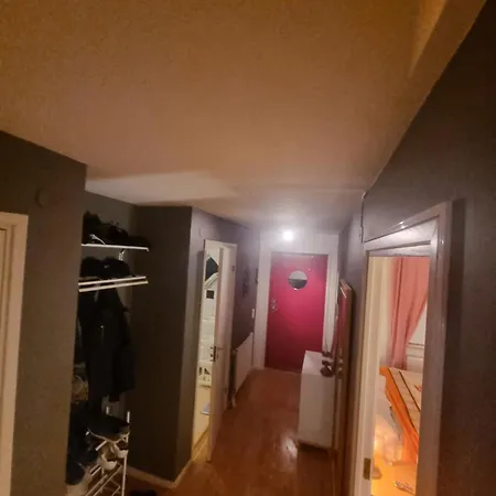 Apartment Fin Laegenhet