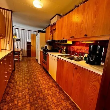 Apartment For Workers & Familys Near Volvo *