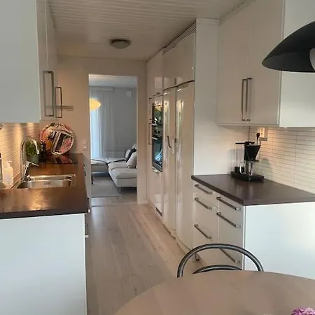 Barnvaenligt Radhus Naera Bade Stan Och Hav