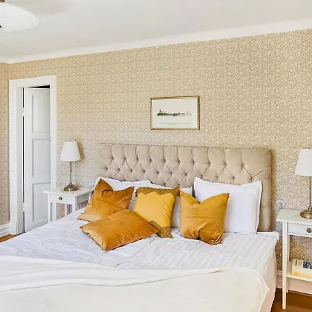 In House With View And Free Parking Apartment *