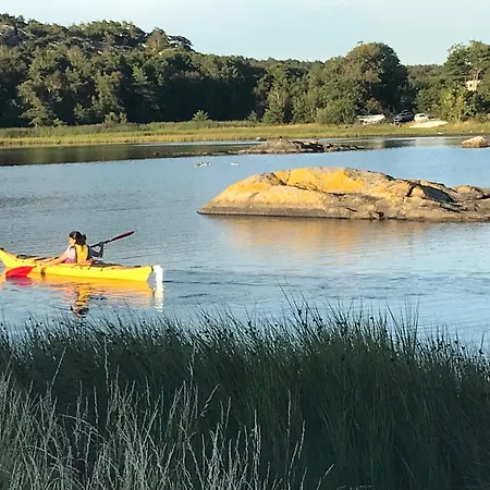Backstugan - Litet Hus Med Storslaget Laege * Göteborg