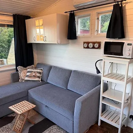 Feriehus Backstugan - Litet Hus Med Storslaget Laege Göteborg