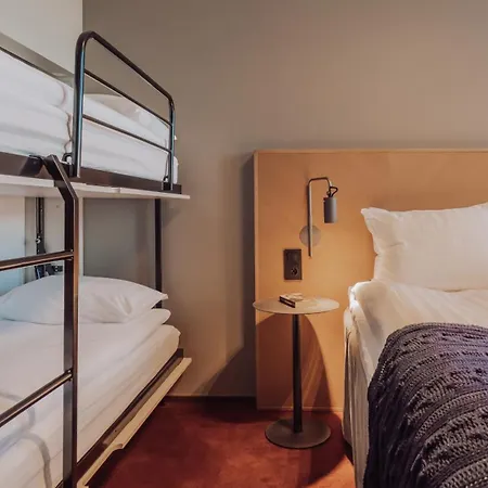 Quality The Weaver Hotel