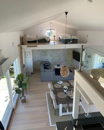 Knarrholmen Hus 11 *