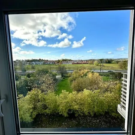 Apartment Workers House Near Volvo Gothenburg