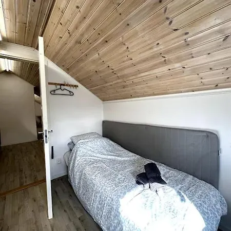 Apartment Workers House Near Volvo Gothenburg
