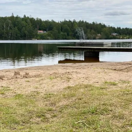 빌라 Mysigt Hus Med & Jacuzzi I Olofstorp