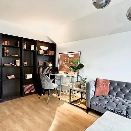 Apartment Lyxigt Penthouse I