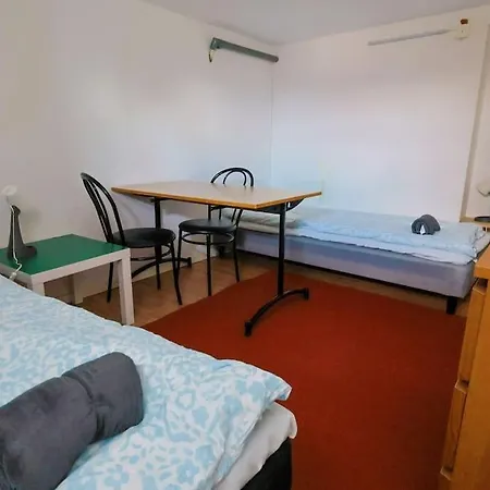 Big House For Workers & Family With Free Parking *