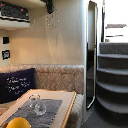 Båthotell Prinsessan I Lilla Bommen